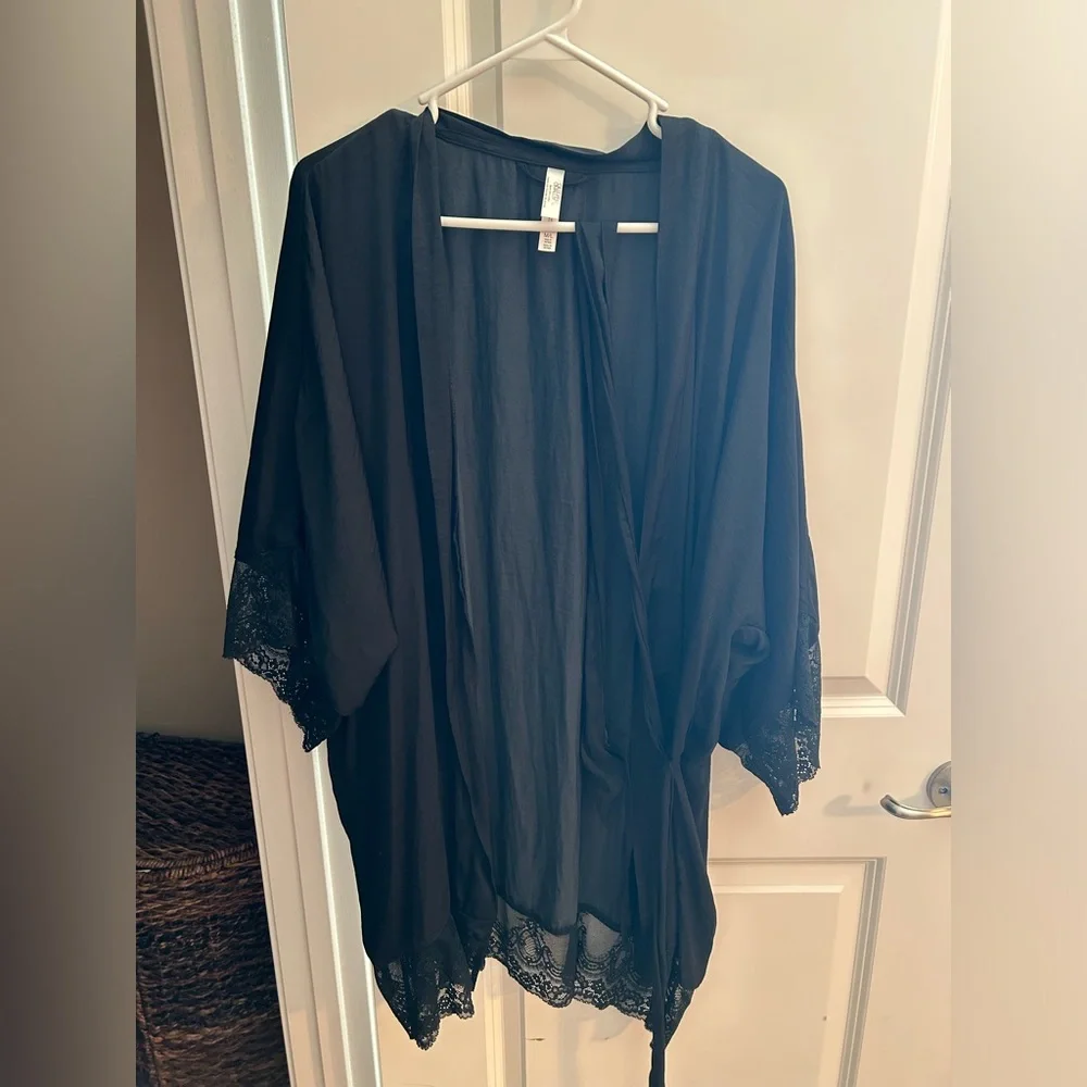 Black Satin Robe - Picture 1 of 4